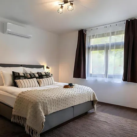 Birs Kunyho Apartment